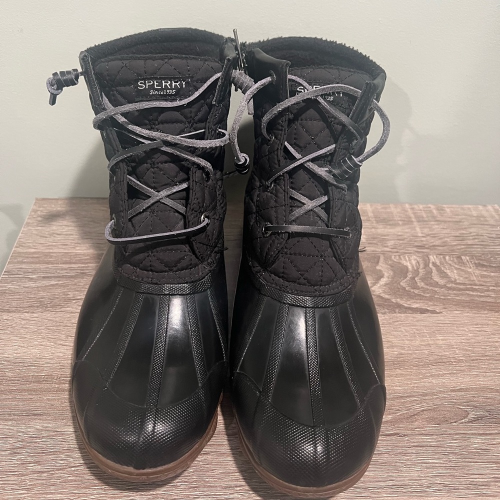 Womens Saltwater Quilted Duck Boot, waterproof size: 9